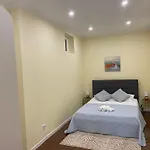 Apartahotel Ady House 2 Setúbal
