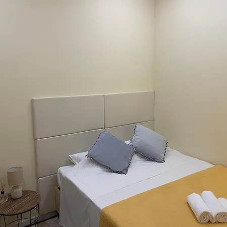 Aparthotel Ady House 2 3*